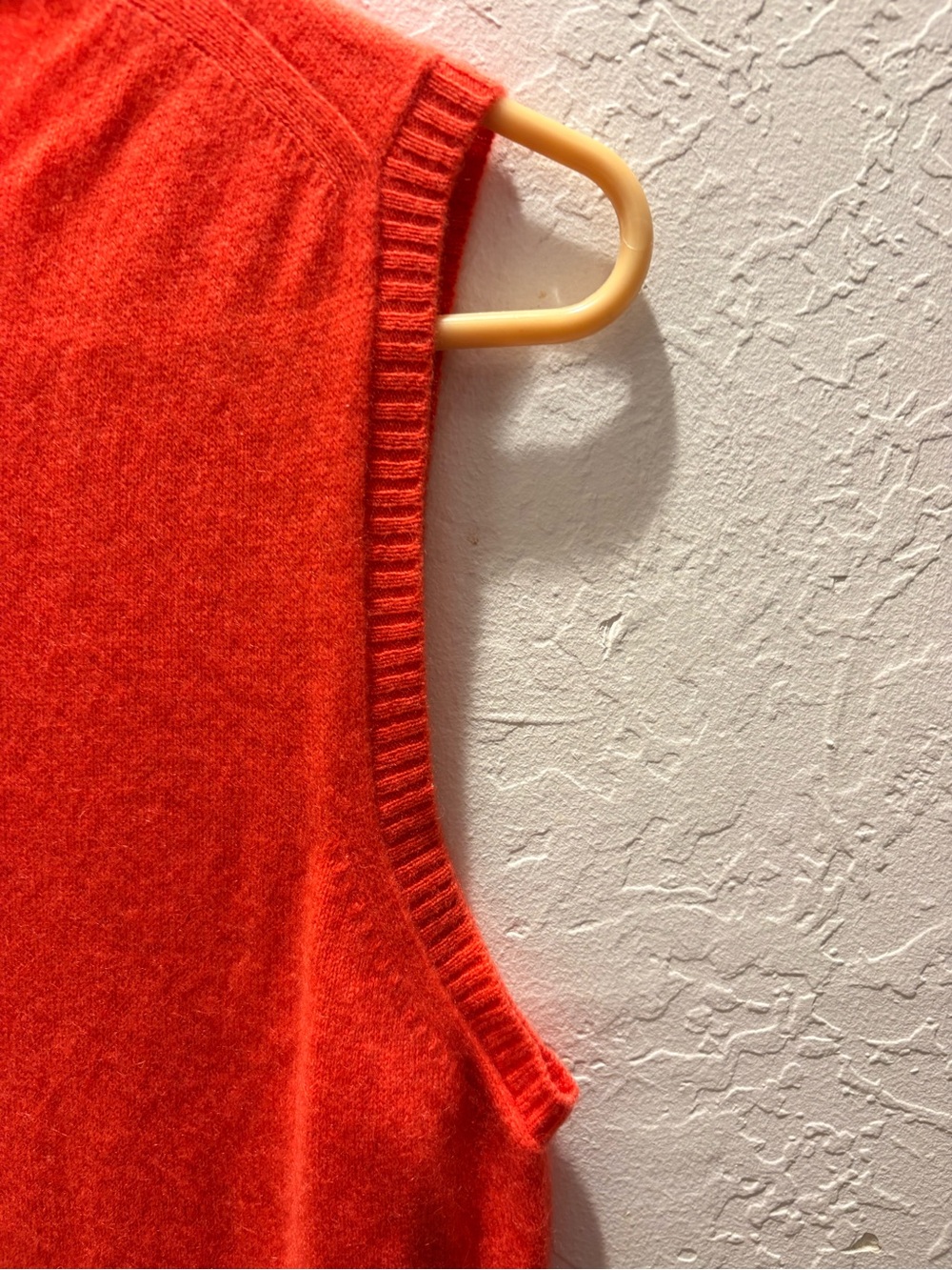 Barneys New York Bright Orange Cashmere Crewneck Sleeveless Sweater (or vest) - Picture 4 of 7